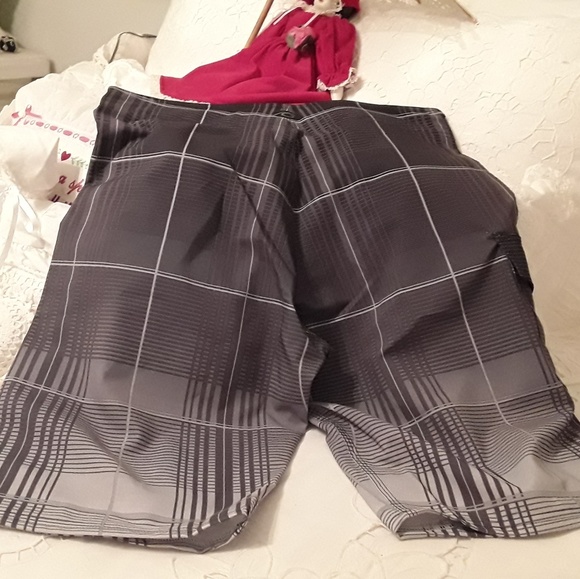 NWTAGS SILWAVE HIGH PERFORMANCE BROAD SHORTS 28X21 - Picture 4 of 8